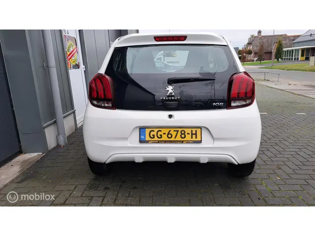 Peugeot 108 1.0 e-VTi Active 2015 Benzine 8