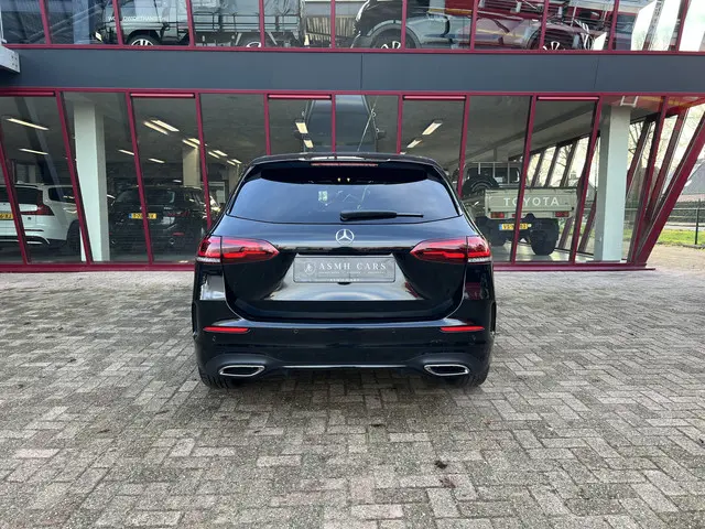 Mercedes-Benz B-Klasse 180 AMG Line 2023 Benzine 5