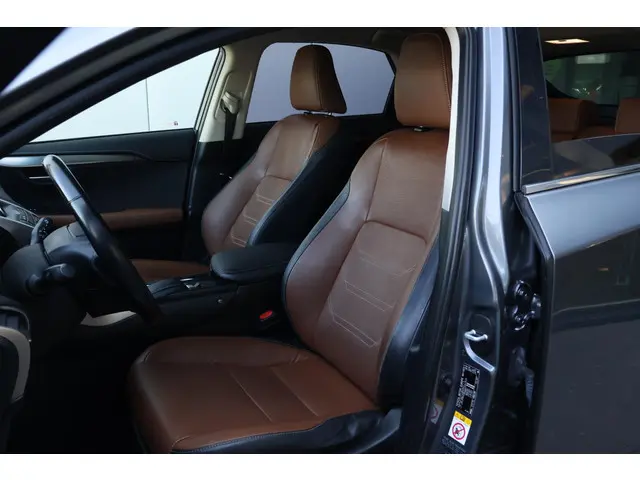 Lexus NX 300h AWD Luxury Line 2015 Hybride Benzine 9