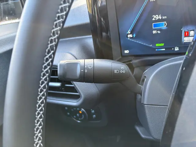 Ford E-Transit Courier Limited 44 kWh 2026 Elektrisch 26