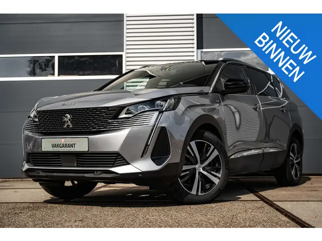 Peugeot 5008 GT Pack Business 2024 Benzine
