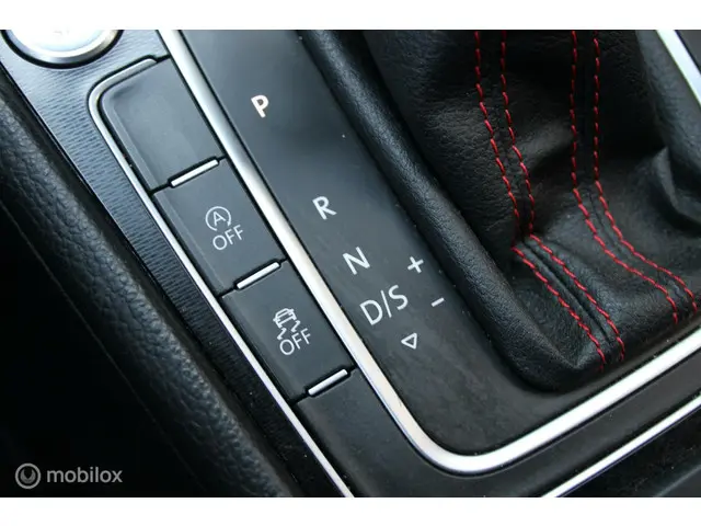 Volkswagen Golf 2.0 TSI GTI 2013 Benzine 33