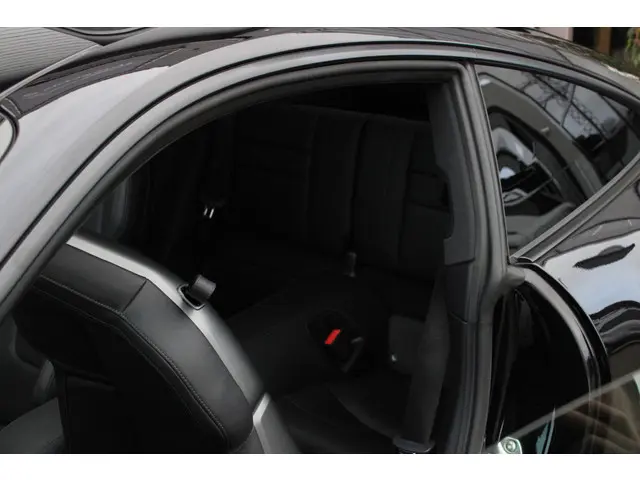 Porsche 911 3.0 Carrera 2020 Benzine 24