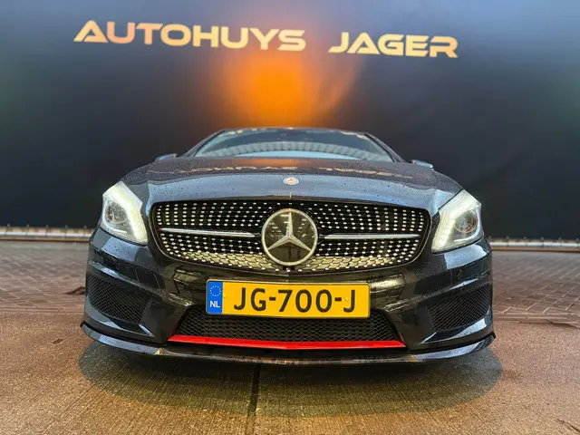Mercedes-Benz A-Klasse 250 Sport Prestige 2015 Benzine 14