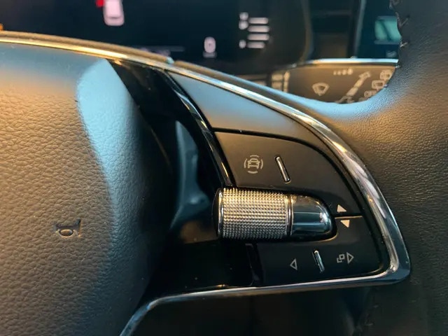 Škoda Kamiq 1.0 TSI Business Edition 2023 Benzine 22