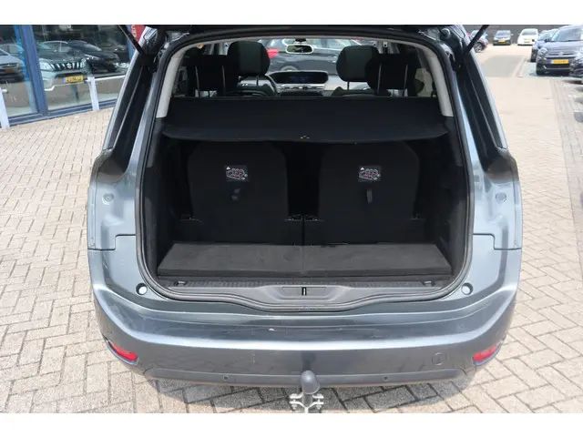 Citroën Grand C4 Picasso 1.6 THP Business 2015 Benzine 15