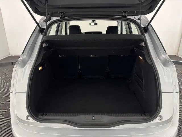 Citroën C4 1.6 e-HDi Exclusive 2014 Diesel 10