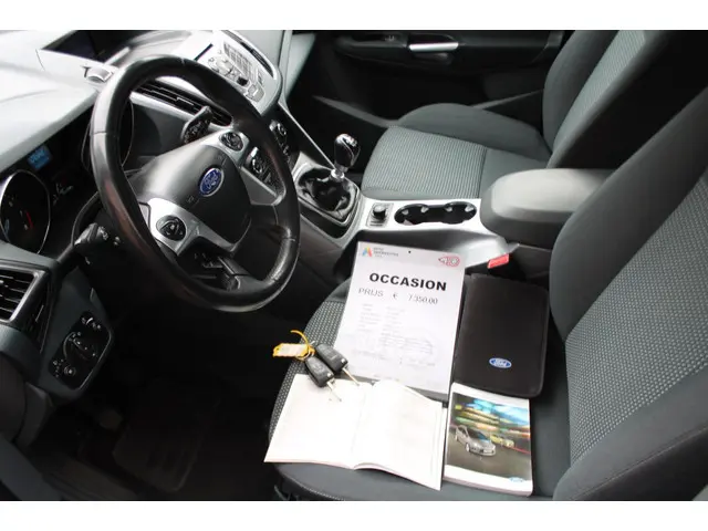Ford C-MAX 1.0 Edition 2014 Benzine 23