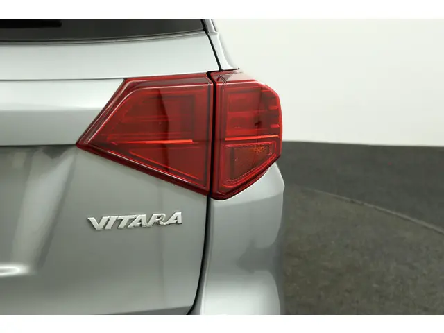 Suzuki Vitara 1.0 Boosterjet Select 2019 Benzine 38
