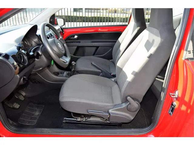 Volkswagen up! 1.0 move up! BlueMotion Cool 2014 Benzine 18