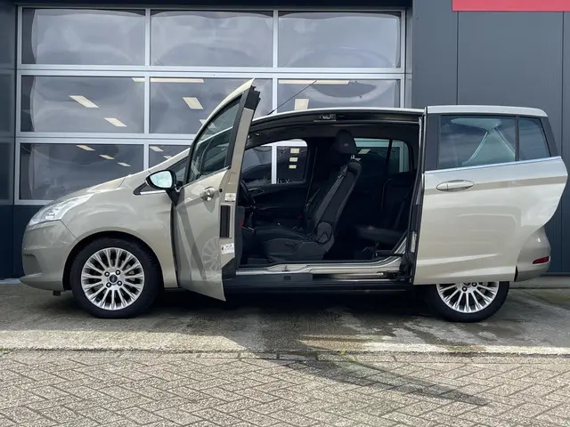 Ford B-MAX 1.0 EcoBoost Titanium 2013 Benzine 6