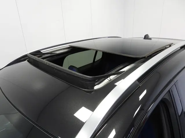 Lynk & Co 01 1.5 PHEV BlackLine 2023 Hybride Benzine 40