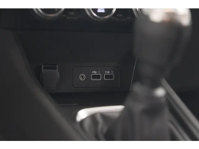 Renault Captur TCe 90 Techno 2024 Benzine 46