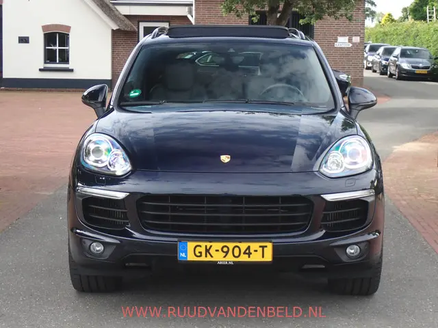 Porsche Cayenne 3.6 S 2015 Benzine 2