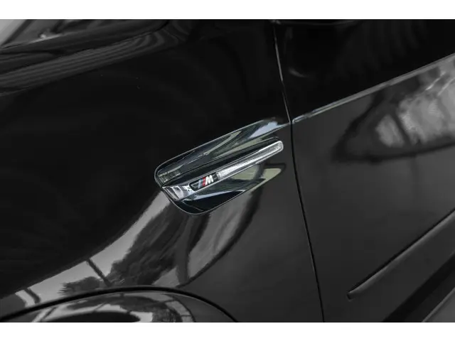 BMW X5 4.4i M 556 PK Akrapovic Full Option 2012 Benzine 29