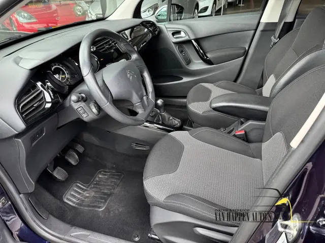 Citroën C3 1.2 PureTech Collection 2014 Benzine 12