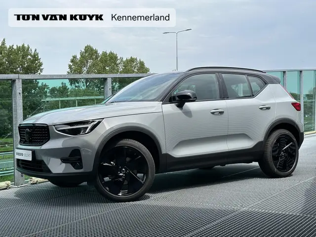 Volvo XC40 2.0 B4 Plus Black Edition 2025 Benzine