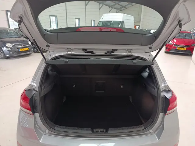 Hyundai i30 1.0 T-GDi MHEV Comfort Smart 2021 Benzine 8