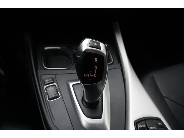 BMW 1 Serie 116i High Executive 2013 Benzine 11