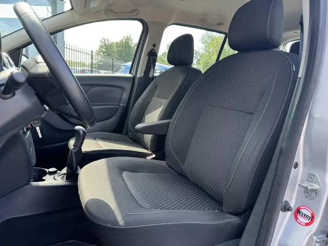 Dacia Sandero 0.9 TCe Laureate 2017 Benzine 8
