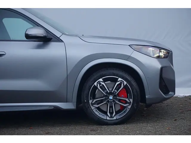 BMW X1 sDrive20i 2025 Benzine 6