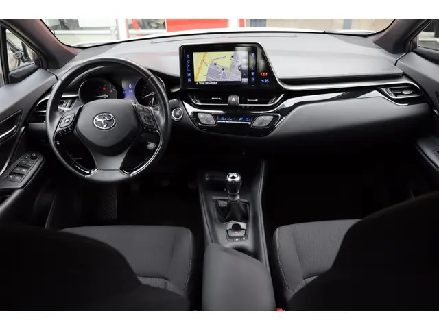 Toyota C-HR 1.2 Turbo Urban 2018 Benzine 4