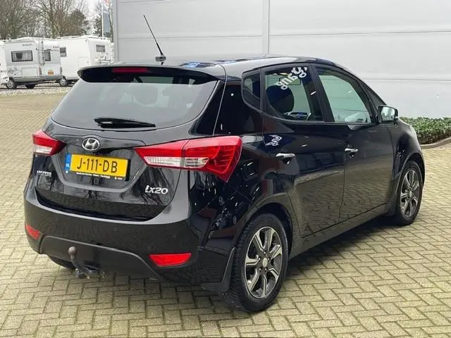 Hyundai ix20 1.6i Premium 2018 Benzine 25