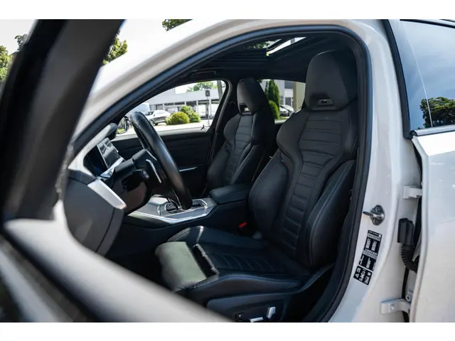 BMW 3 Serie M340i xDrive 2022 Benzine 32