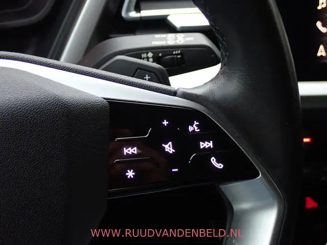 Audi Q4 e-tron 40 Launch edition 77kWh 2021 Elektrisch 33