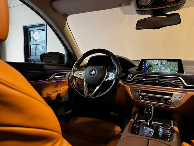 BMW 7 Serie 750i xDrive 2017 Benzine 49