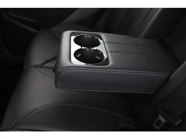 MG HS 1.5 TGDI Luxury 2025 Hybride Benzine 7