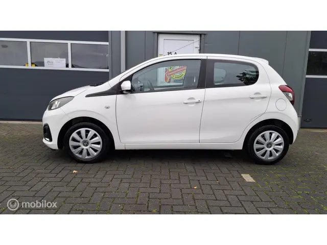 Peugeot 108 3