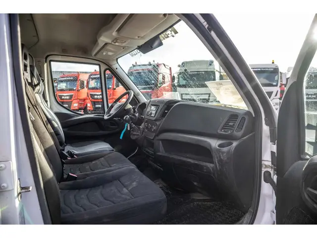 Iveco Daily 35C150-DOKA 2016 Diesel 11