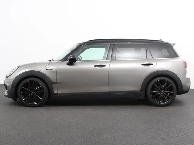 MINI Clubman 1.5 Cooper Chili Hyde Park 2018 Benzine 7