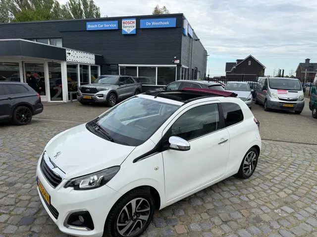 Peugeot 108 1.2 VTi Allure 2014 Benzine 2
