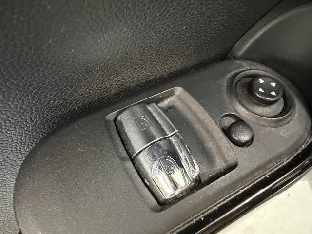 MINI Cooper Mini 1.5 Salt Business 2017 Benzine 25