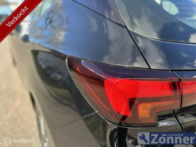Opel Astra 1.0 Business Executive 2017 Benzine 15