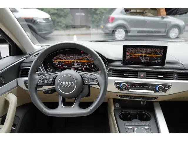 Audi A4 Avant 40 TFSI S line 2019 Benzine 16