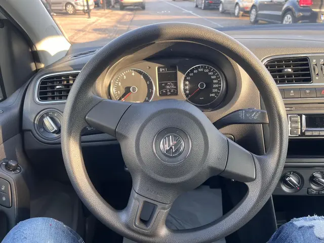 Volkswagen Polo 1.2 TSI BlueMotion Edition 2014 Benzine 13