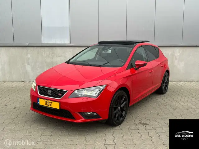 SEAT Leon FR TSI/DSG/PANO/LED/ 2013 Benzine 3
