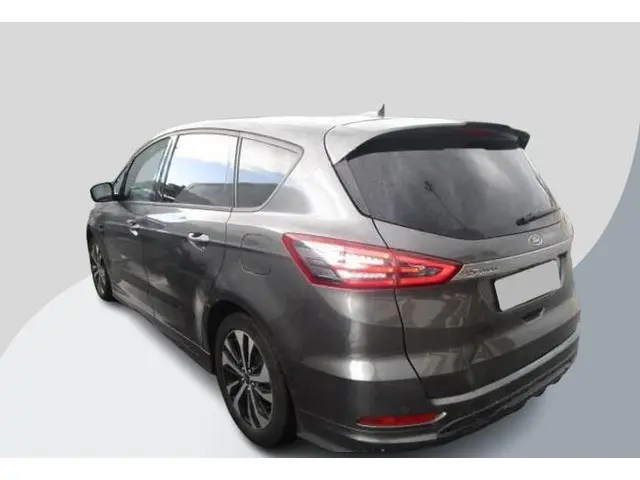 Ford S-Max 2