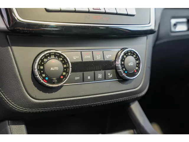 Mercedes-Benz GLE 500 e 4MATIC 2015 Hybride Benzine 16