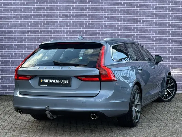 Volvo V90 2.0 T5 Momentum 2018 Benzine 3