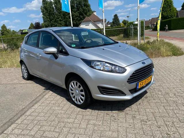Ford Fiesta 1.0 Style 2014 Benzine 6