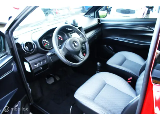 Aixam Crossline Brommobiel 2024 Diesel 8