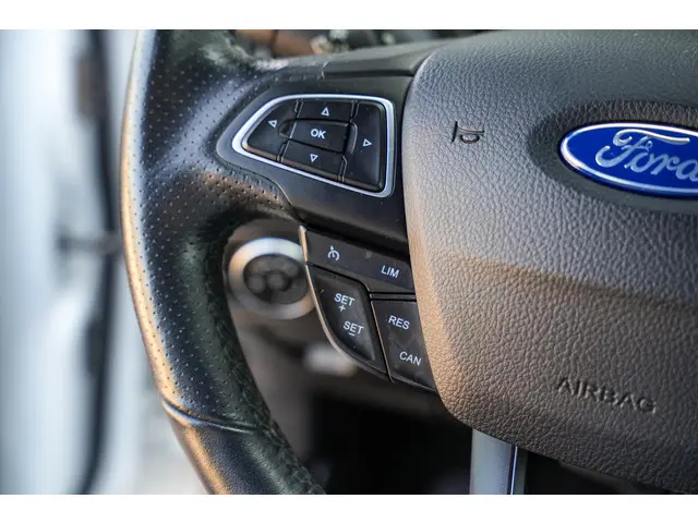 Ford Focus 2.0 ST-3 2016 Benzine 22