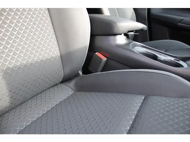 Nissan Juke Hybrid 143 N-Design 2025 Hybride Benzine 28