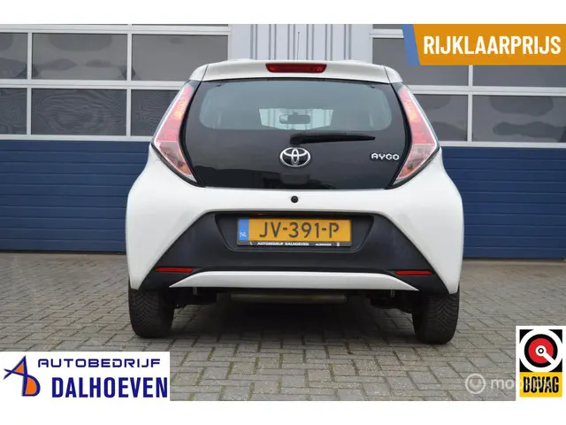 Toyota Aygo 1.0 VVT-i x 2016 Benzine 9