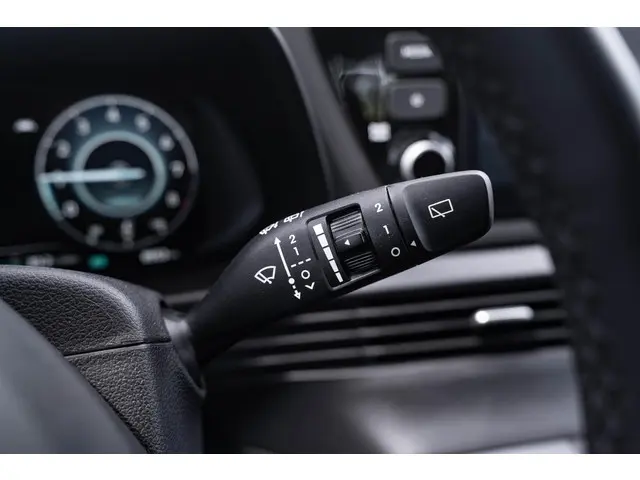 Hyundai i20 1.0 T-GDI Trend Mild Hybrid 2023 Benzine 25