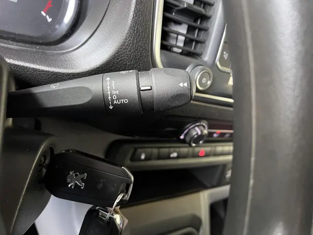 Peugeot Expert 2.0 BlueHDI 145 S&S 2023 Diesel 19